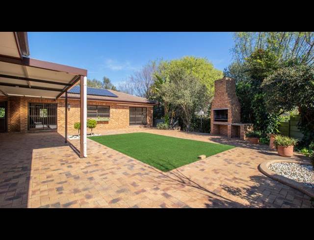 4 BEDROOM HOUSE FOR SALE IN KENRIDGE